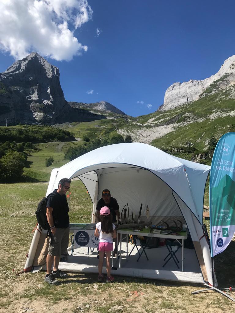 opération réussir en rando dans les montagnes du 64 avec conseils des accompagnateurs de montagne pour une randonnée en toute sécurité